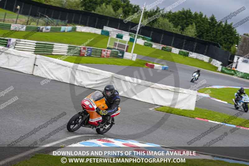 enduro digital images;event digital images;eventdigitalimages;mallory park;mallory park photographs;mallory park trackday;mallory park trackday photographs;no limits trackdays;peter wileman photography;racing digital images;trackday digital images;trackday photos